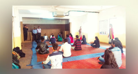 Yoga-Training-at-MSPEd.-for-Students-of-Business-Studies